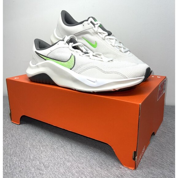Nike Legend Essential 3 NN Shoes Mens‎ Size 13 Phantom Green  display picture 1
